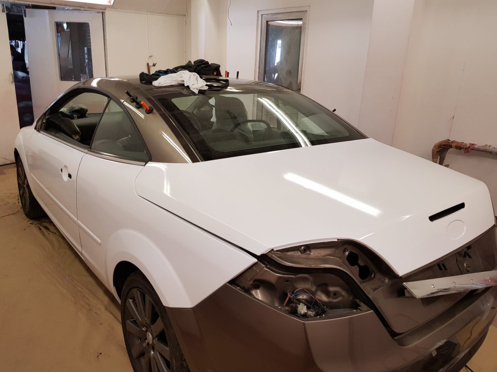 Ford Focus Convertible mid wrap 